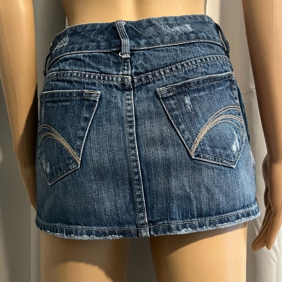 Decree Distressed Jean Mini-Skirt - Picture 4 of 4